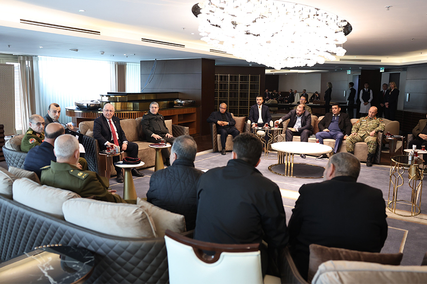 Uçak kazasında hayatını kaybeden Libya heyetinin aileleri, naaşları almak üzere Ankara’ya geldi