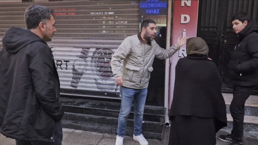 Sultangazi’de kuyumcu vurgunu: Altınları alıp kayıplara karıştı