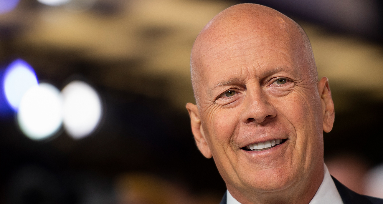 Hollywood yıldızı Bruce Willis’in eşi Emma Heming Willis, 2022 yılında frontotemporal demans teşhisi konulan oyuncunun beynini "klinik araştırmalar" için bağışlama kararı aldıklarını açıkladı.