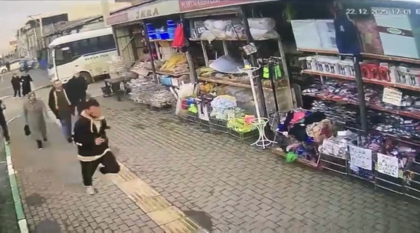 Silahla kovaladığı şahsa kurşun yağdırdı, kurşunların hedefi olmaktan böyle kurtuldu