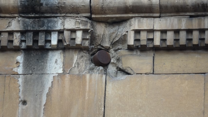 Gaziantep’te Fransız zulmünün 104 yıllık izi: Sivil halka atılan top mermisi hala duvarda duruyor