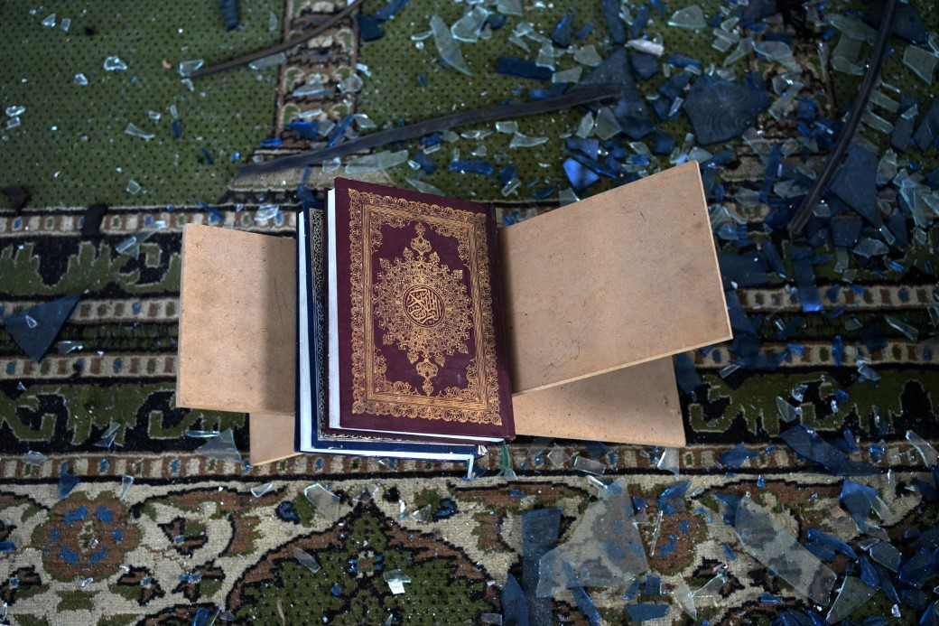 Suriye'de cami patlamasında can kaybı 8'e yükseldi