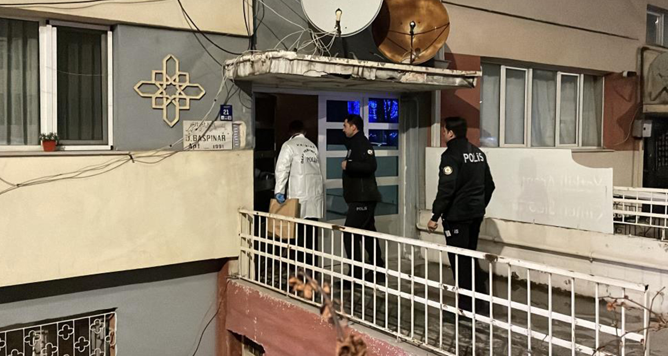 Sivas’ta kardeşi tarafından göğsünden bıçaklanan ağabey, kaldırıldığı hastanede hayatını kaybetti. Şüpheli ise polis ekiplerince yakalanarak gözaltına alındı.