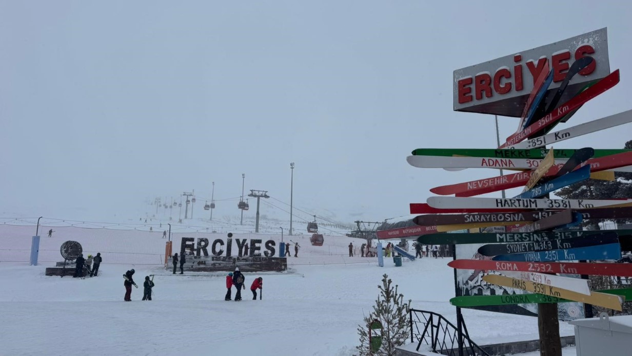 Sibirya soğukları kapıya dayandı: Bazı illerde kar yağışları başladı