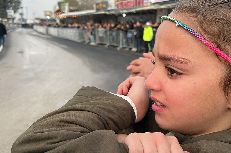 ‘Recep dedesini’ görmek isteyen Dilek gözyaşlarını tutamadı