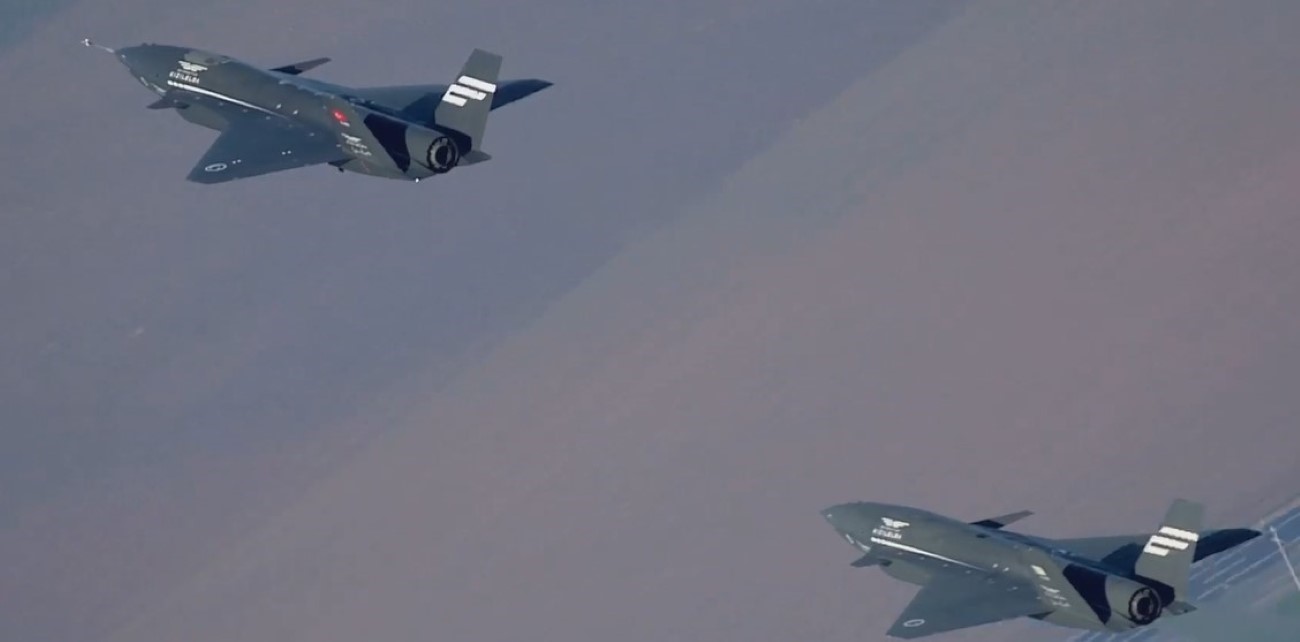 Bayraktar KIZILELMA’dan akıllı filo otonomisi ile kol uçuşu