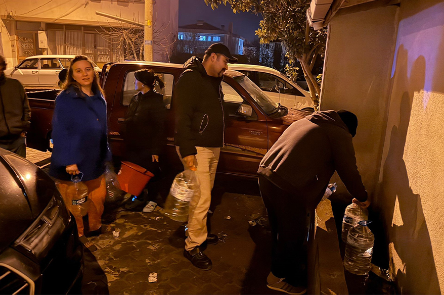 Keşan’da susuz hafta sonu: Vatandaş kaynak çeşmelerine akın etti