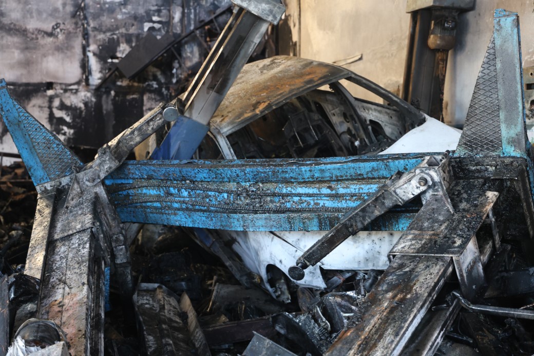 Hatay’da 9 iş yeri yanarak kullanılmaz hale geldi