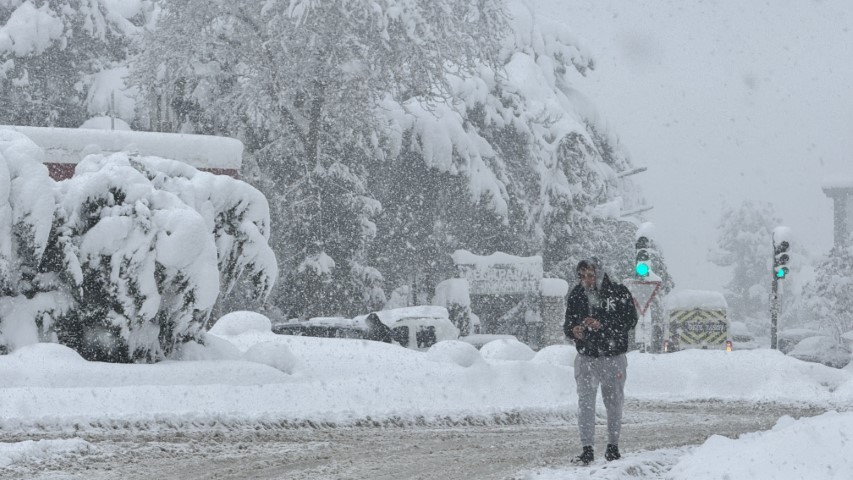 Karabük’te kar esareti devam ediyor