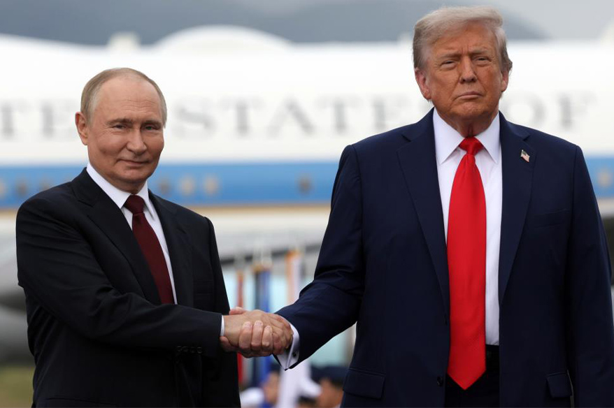 Putin ve Trump, telefonda görüştü