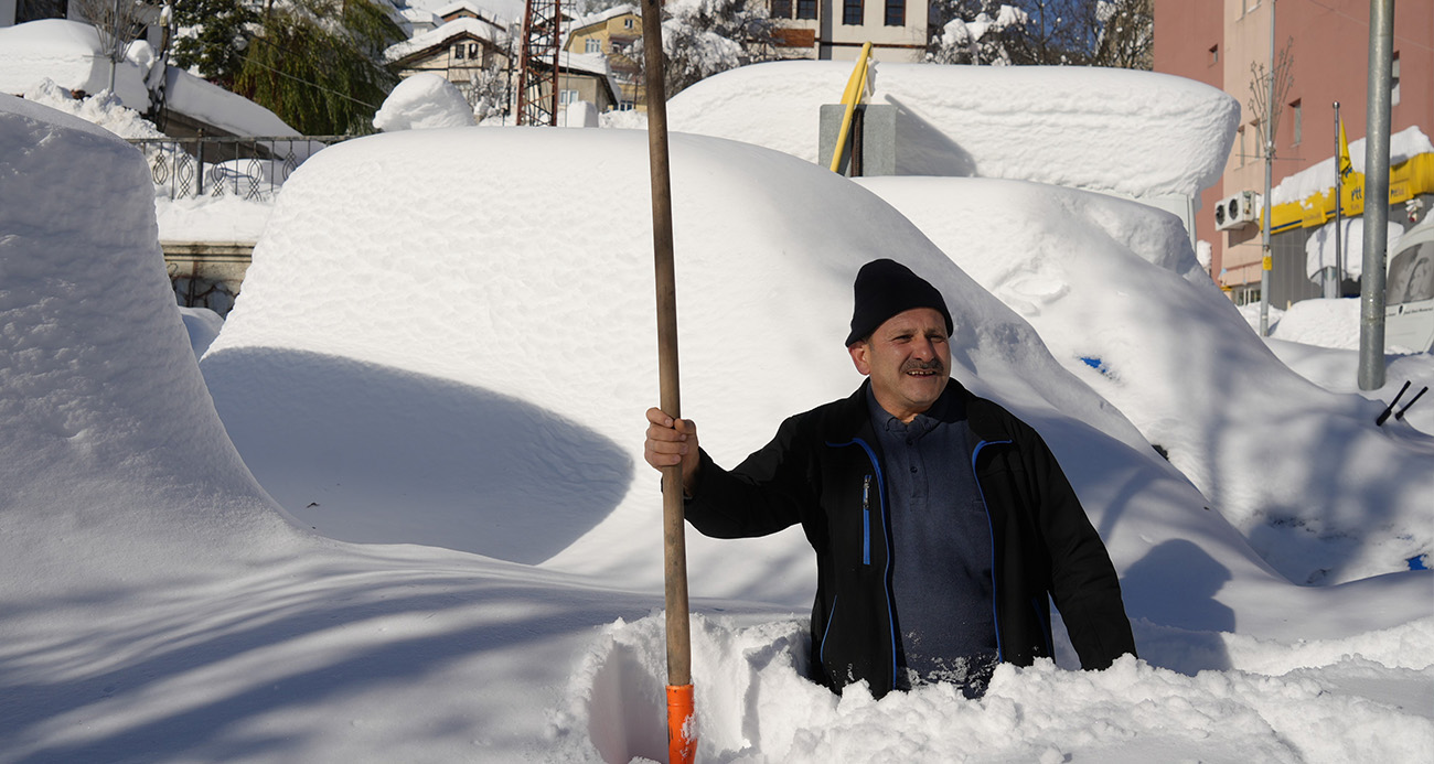 İlçeler kara gömüldü, ortaya çıkan manzara şaşırttı