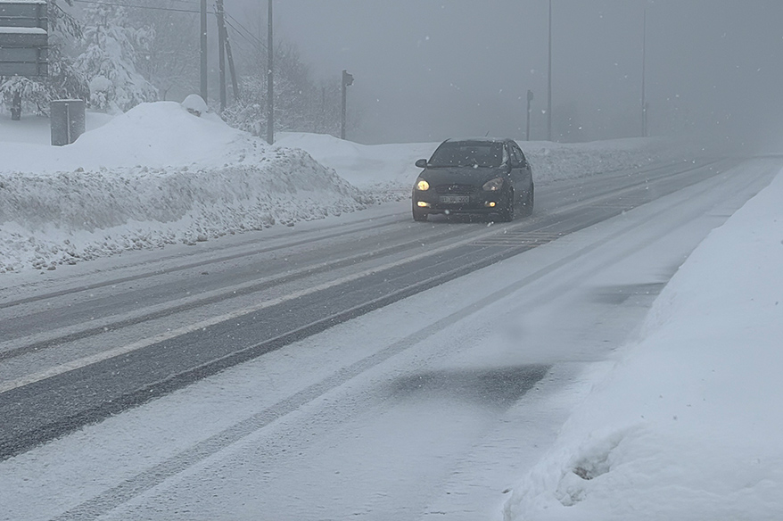 Bolu Dağı’nda kar yağışı yeniden başladı