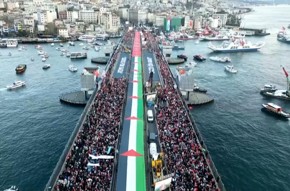 İstanbul’da büyük Gazze yürüyüşü