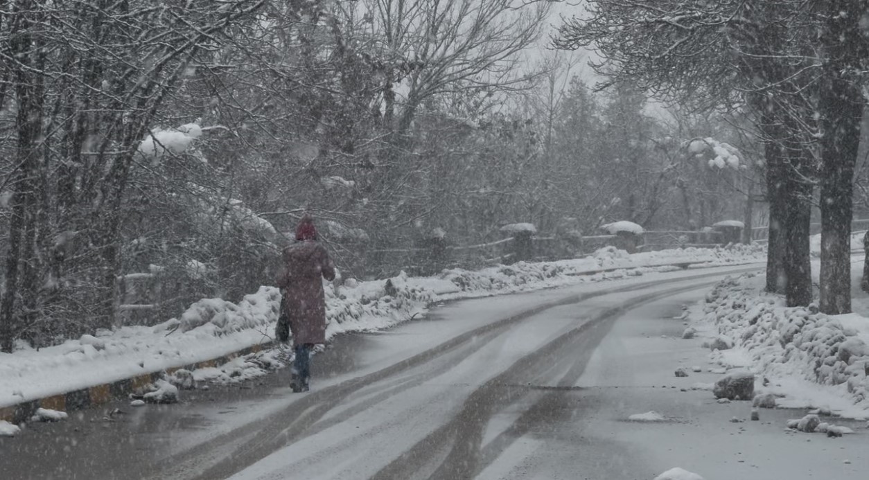 Türkiye kara büründü: Tatil haberleri peş peşe geldi