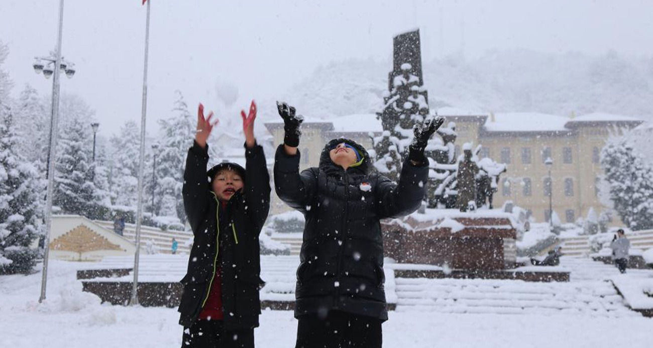 Türkiye kara büründü: Tatil haberleri peş peşe geldi