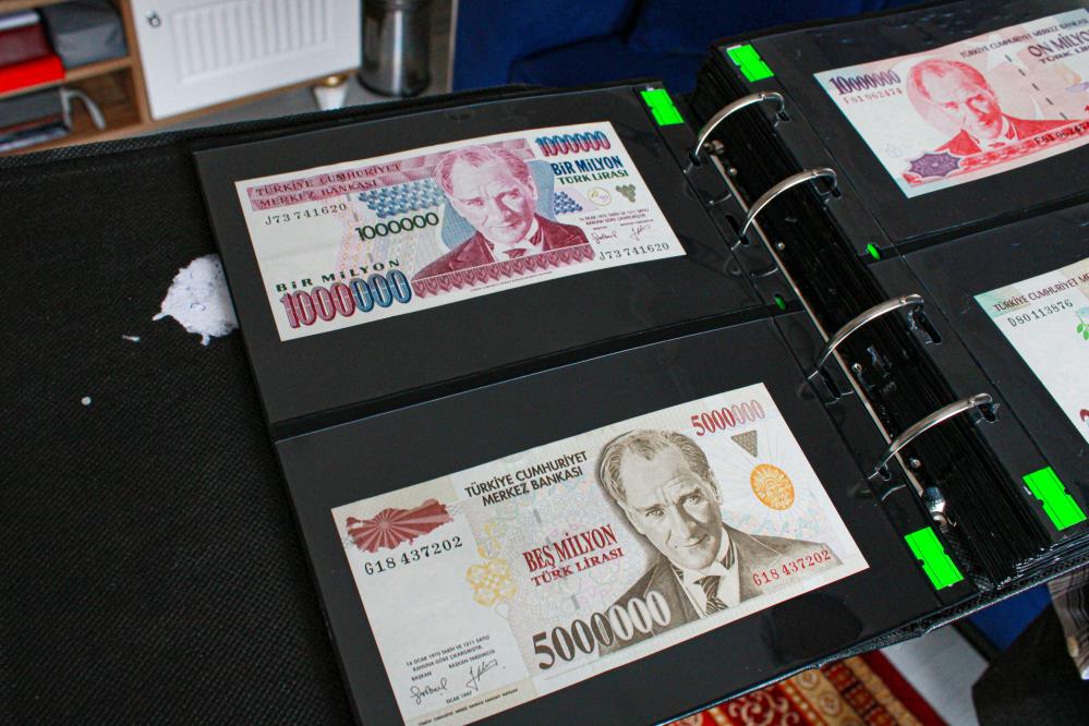 40 yıllık para koleksiyonu Gazze için açık artırmaya çıkıyor