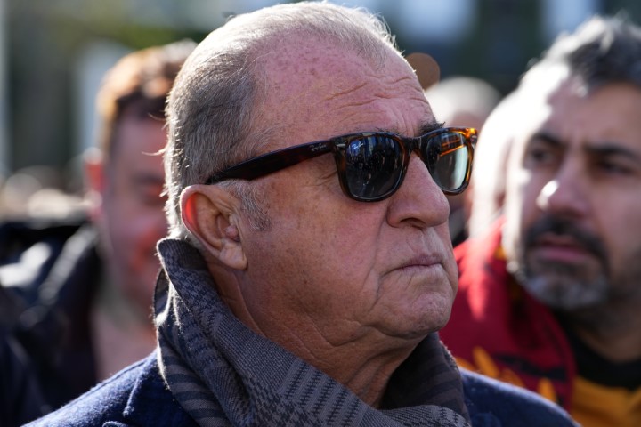 Gökmen Özdenak son yolculuğuna uğurlandı