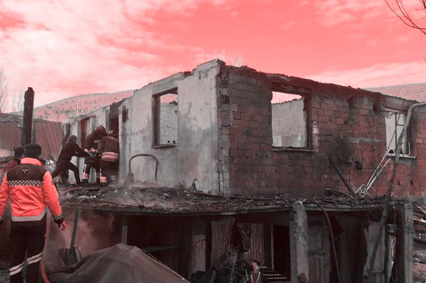 Samsun’da ev yangını: Gelin ve kayınvalide hayatını kaybetti