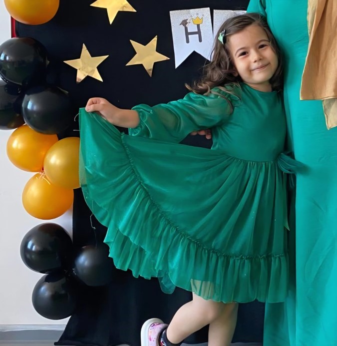 Antalya’da tüyler ürperten cinayet: Anne ve 7 yaşındaki kızı evde ölü bulundu