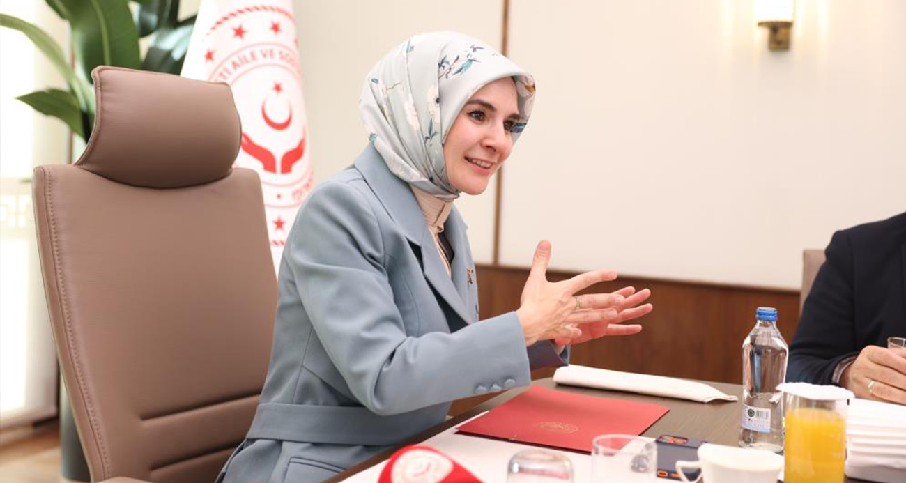 Bakan Göktaş: "Doğum izni çalışmamız tamamlandı. 16 haftadan 24 haftaya çıkarılmasını önerdik"