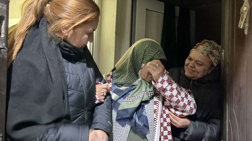 Görme engelli yaşlı kadına devletten şefkat eli: 