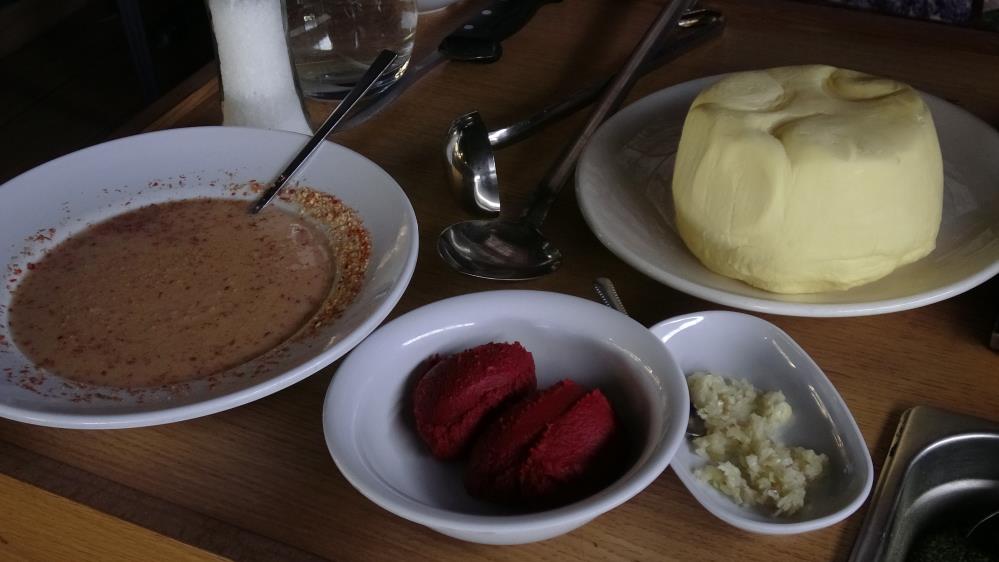 Kış aylarının doğal antibiyotiği tarhana çorbası yoğun talep görüyor