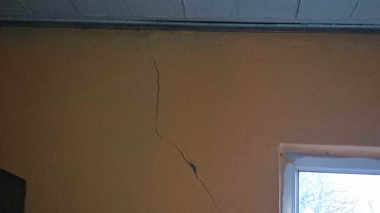 Şizofren hastası eşi ve iki çocuğuyla yaşam mücadelesi veren kadın: 