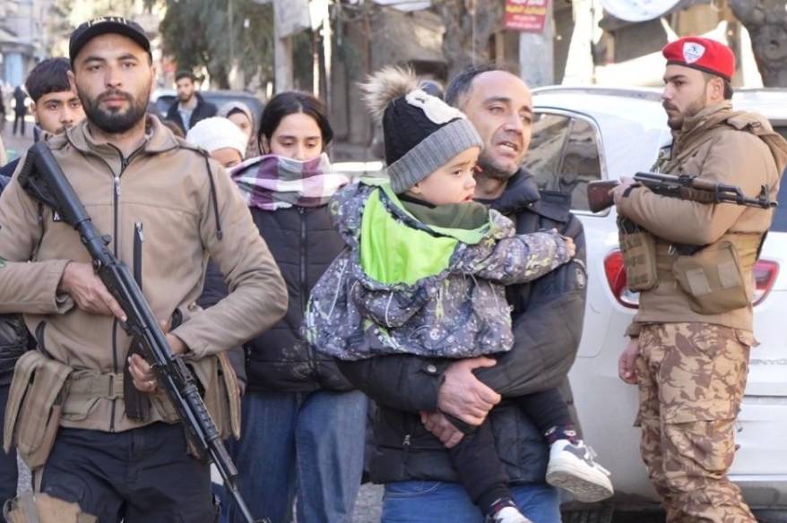 Suriye Güçleri, Şeyh Maksud'da SDG'nin canlı kalkan olarak kullandığı sivilleri kurtardı