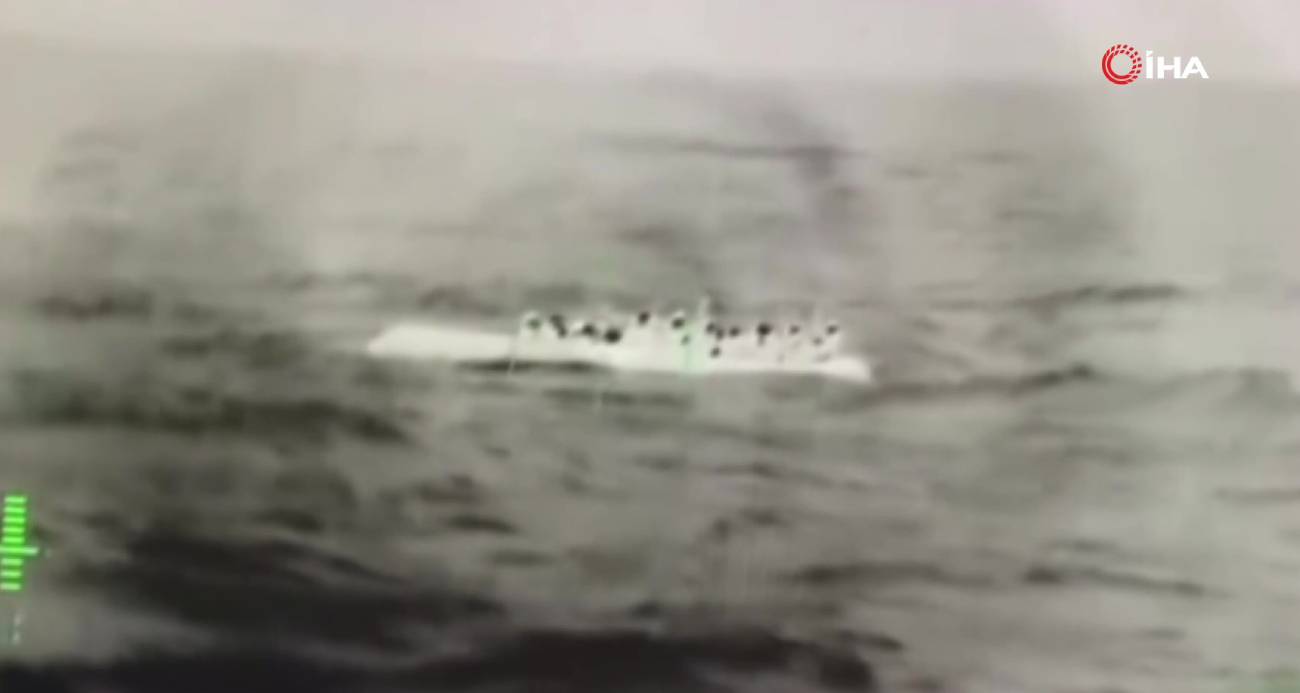 İzmir’de düzensiz göçmen botu battı: 1 ölü