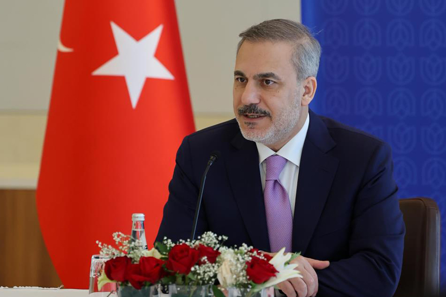 Dışişleri Bakanı Fidan, İranlı mevkidaşı ile telefonda görüştü