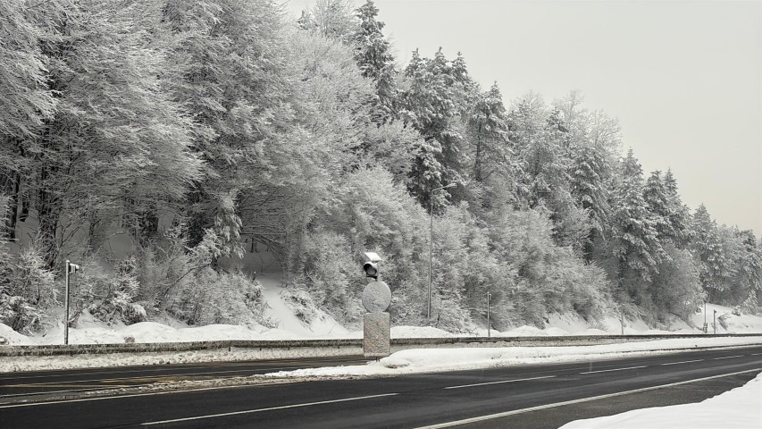 Bolu Dağı geçişinde kar yağışı etkili oluyor