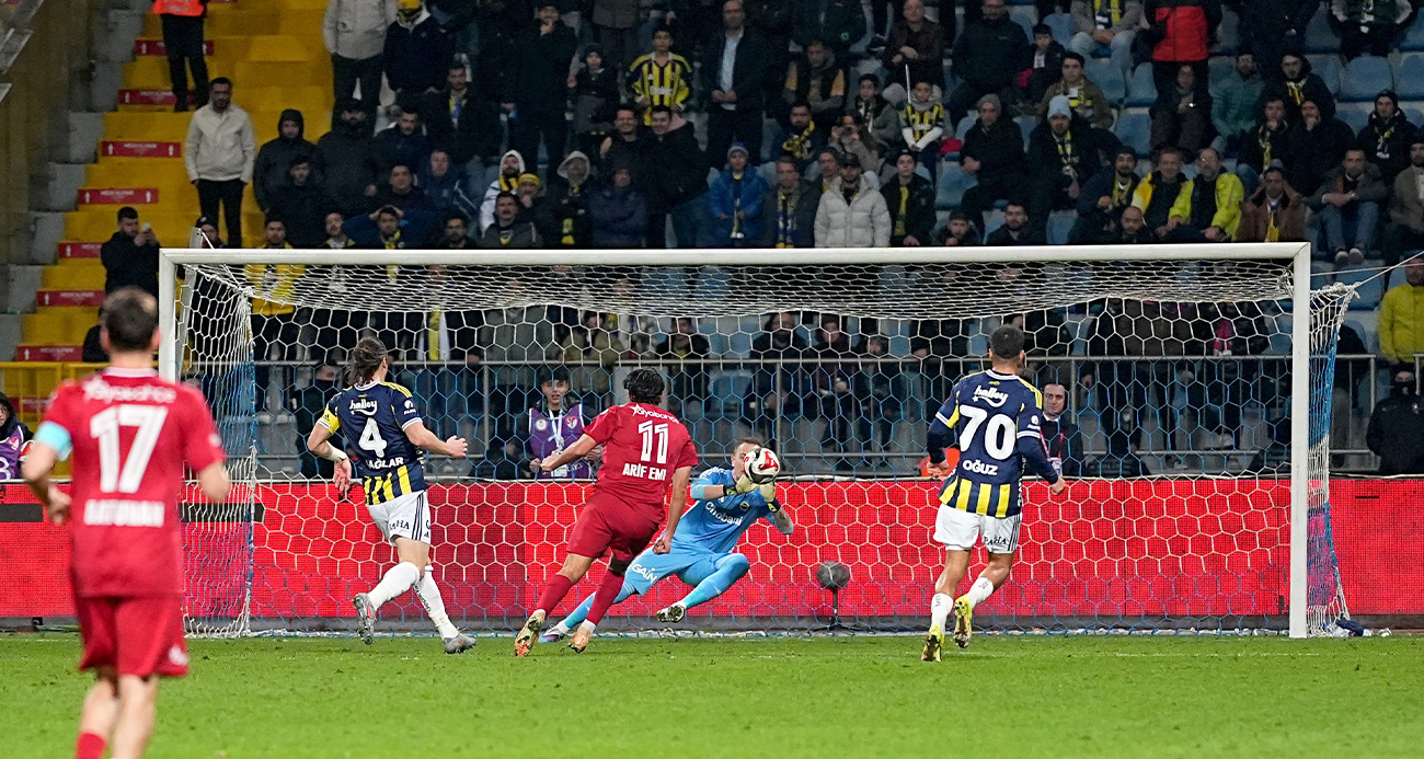 Fenerbahçe, 2026 yılının ilk 3 maçını gol yemeden kazandı