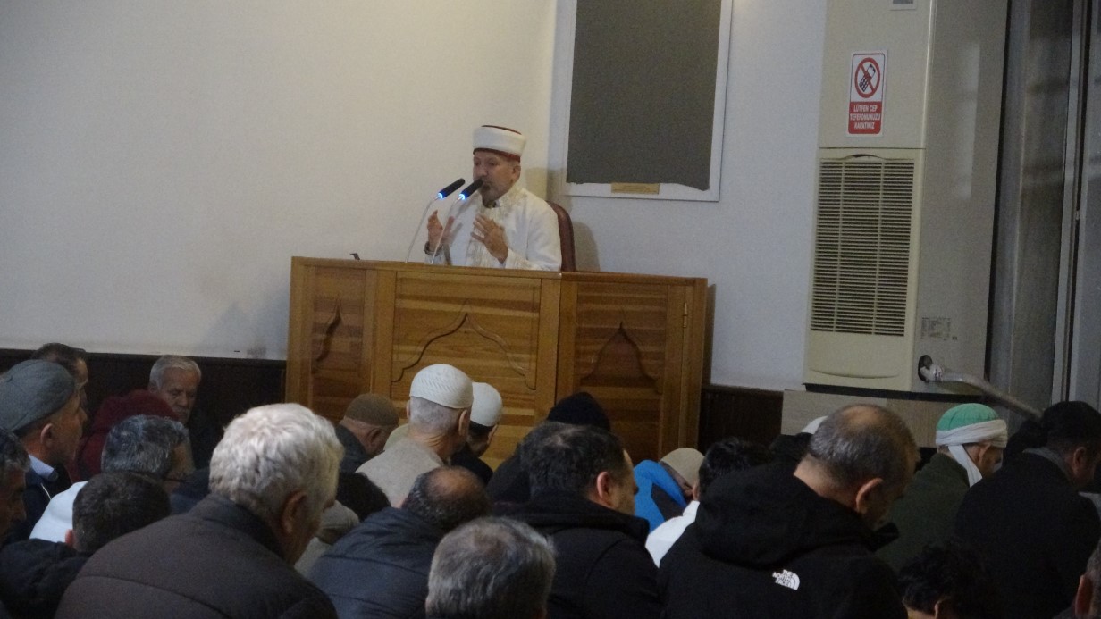 Miraç Kandili dualarla idrak edildi