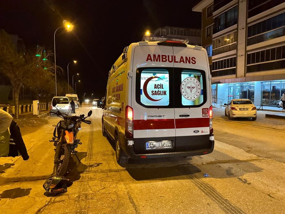 Uşak’ta motosikletin çarptığı yaya hayatını kaybetti: Kaza anı kamereda