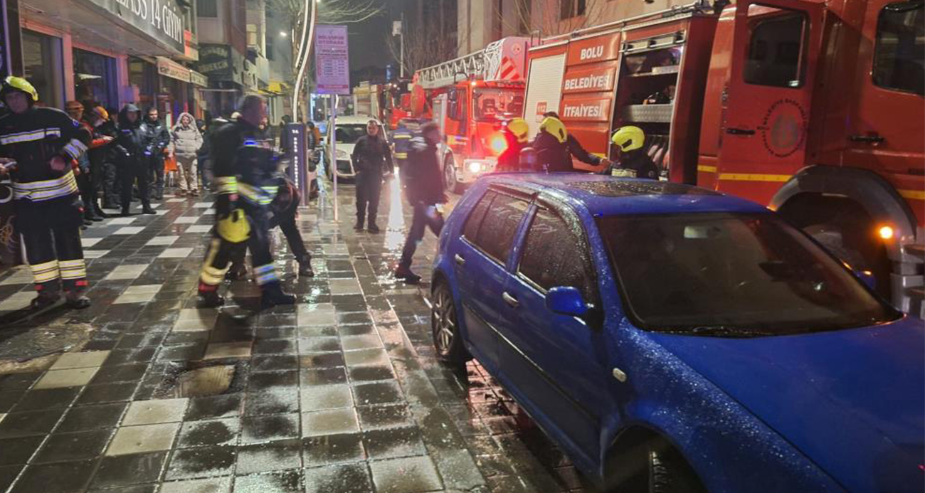 Bolu’da gece saatlerinde korkutan yangın: 2 kişi dumandan etkilendi