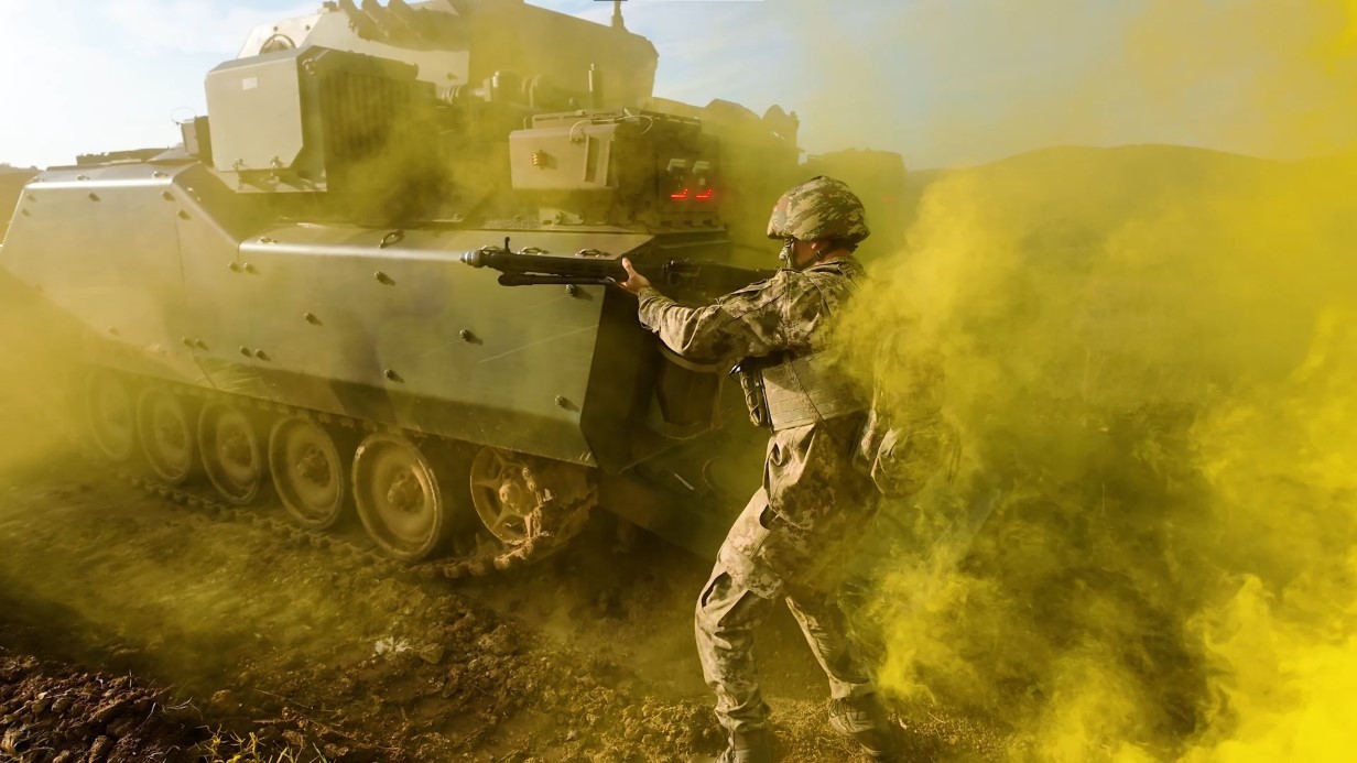 Vatan savunmasının kahramanları zorlu eğitimlerden geçiyor - GÜNDEM