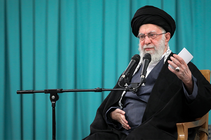 İran dini lideri Hamaney, protestolarda binlerce kişinin öldüğünü kabul etti