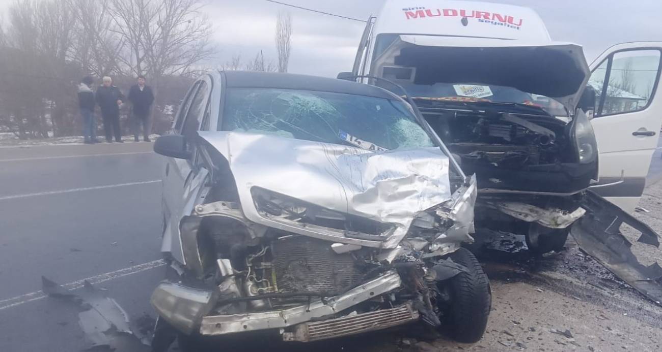 Bolu-Mudurnu yolunda feci kaza: 1’i ağır 10 yaralı