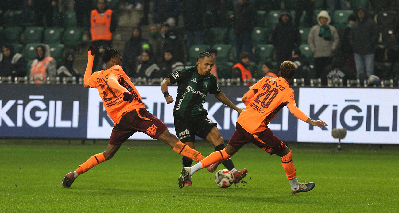 90+1'de zafer geldi! Trabzonspor 3 puanı 2 golle aldı