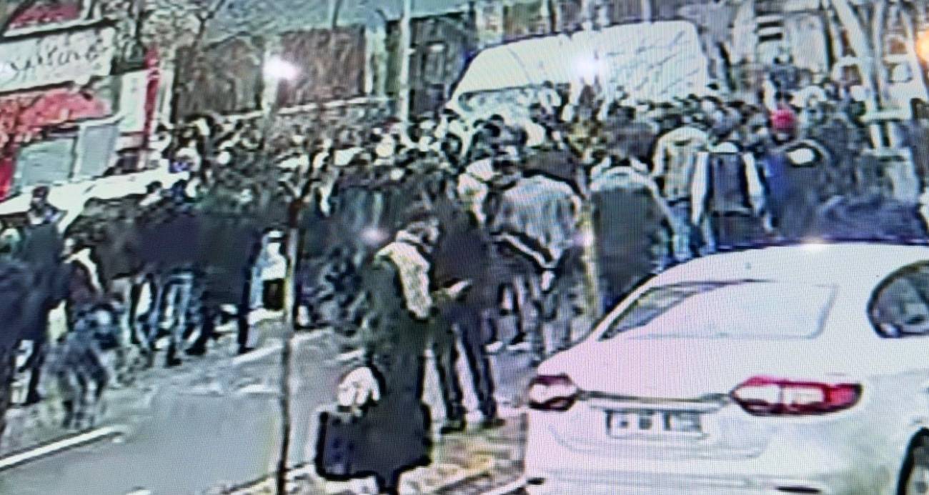 Diyarbakır’da düğünde karşılaşan husumetli ailelerin kavgası sokağa taştı