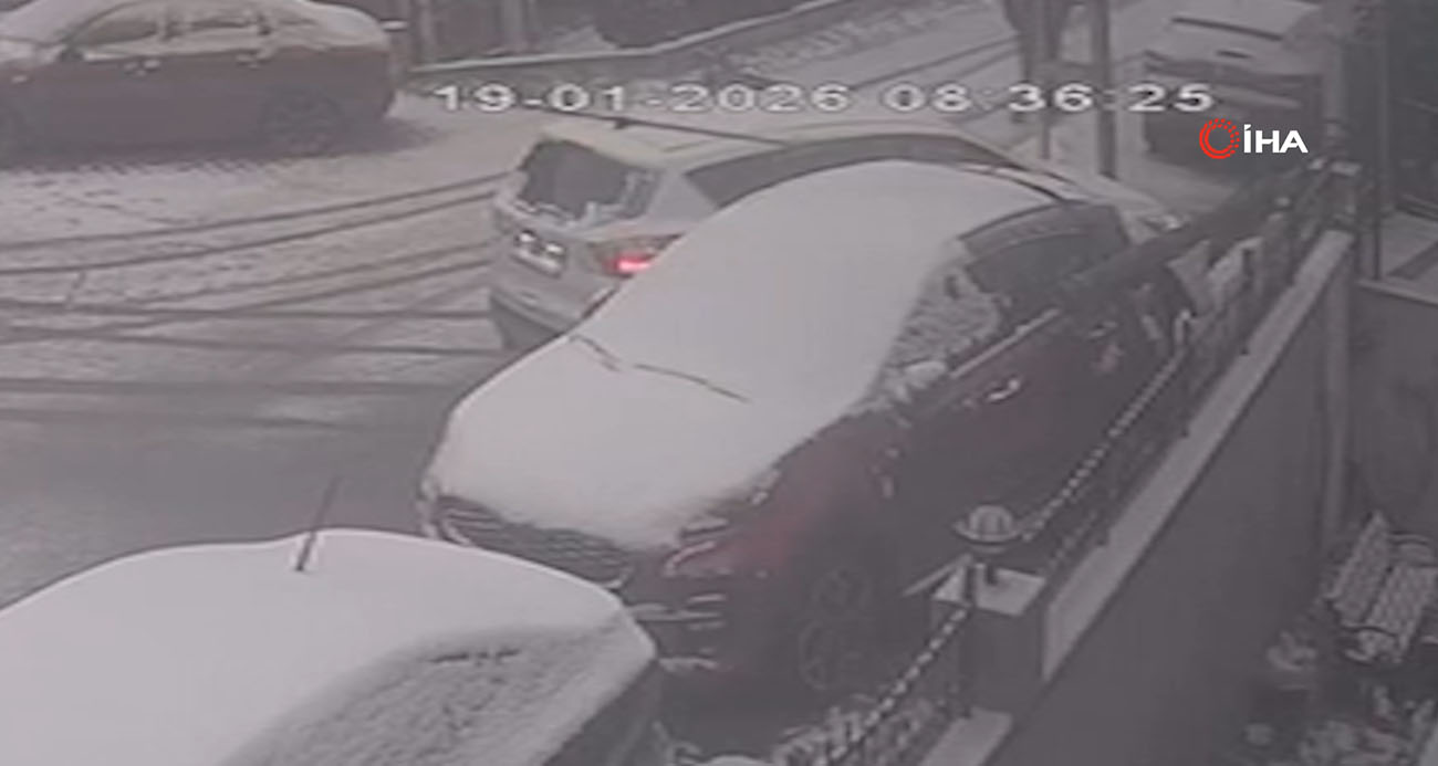 Büyükçekmece’de kar kazası kamerada