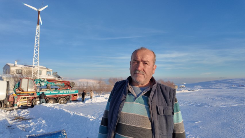 Dededen kalma mesleğini geliştirerek rüzgârgülü imalatı yapıyor