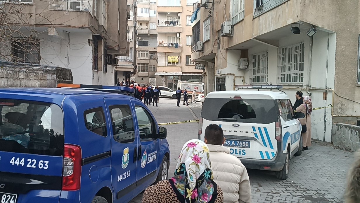 Kolondan ses geldiği iddiası binayı boşalttırdı