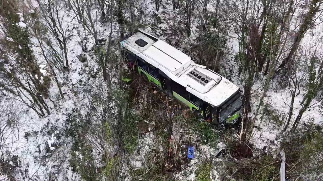 Kartepe'de otobüsün şarampole uçtuğu kazada yaralı sayısı 39'a yükseldi