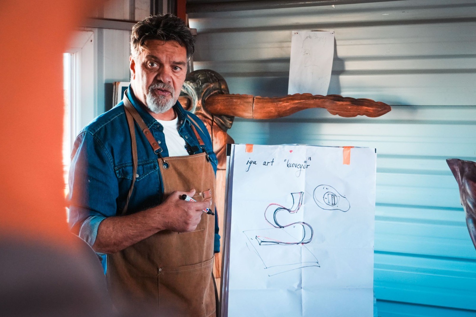 Sanatçı Beyazıt Öztürk’ten İGA İstanbul Havalimanı’nda