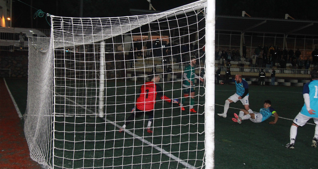 Kocaeli’de amatör lig maçlarında yaşananlar ’pes’ dedirtti!