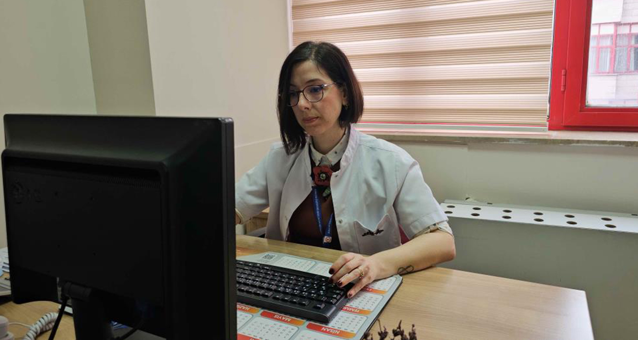 Yüksek enerjili ve işlenmiş gıdalar beynin ödül sistemini tetikleyerek hedonik açlığa yol açıyor