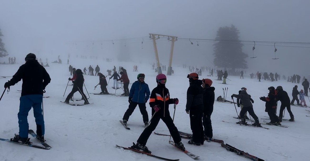 Sömestr tatilinde Uludağ’a büyük ilgi, pistler hınca hınç doldu