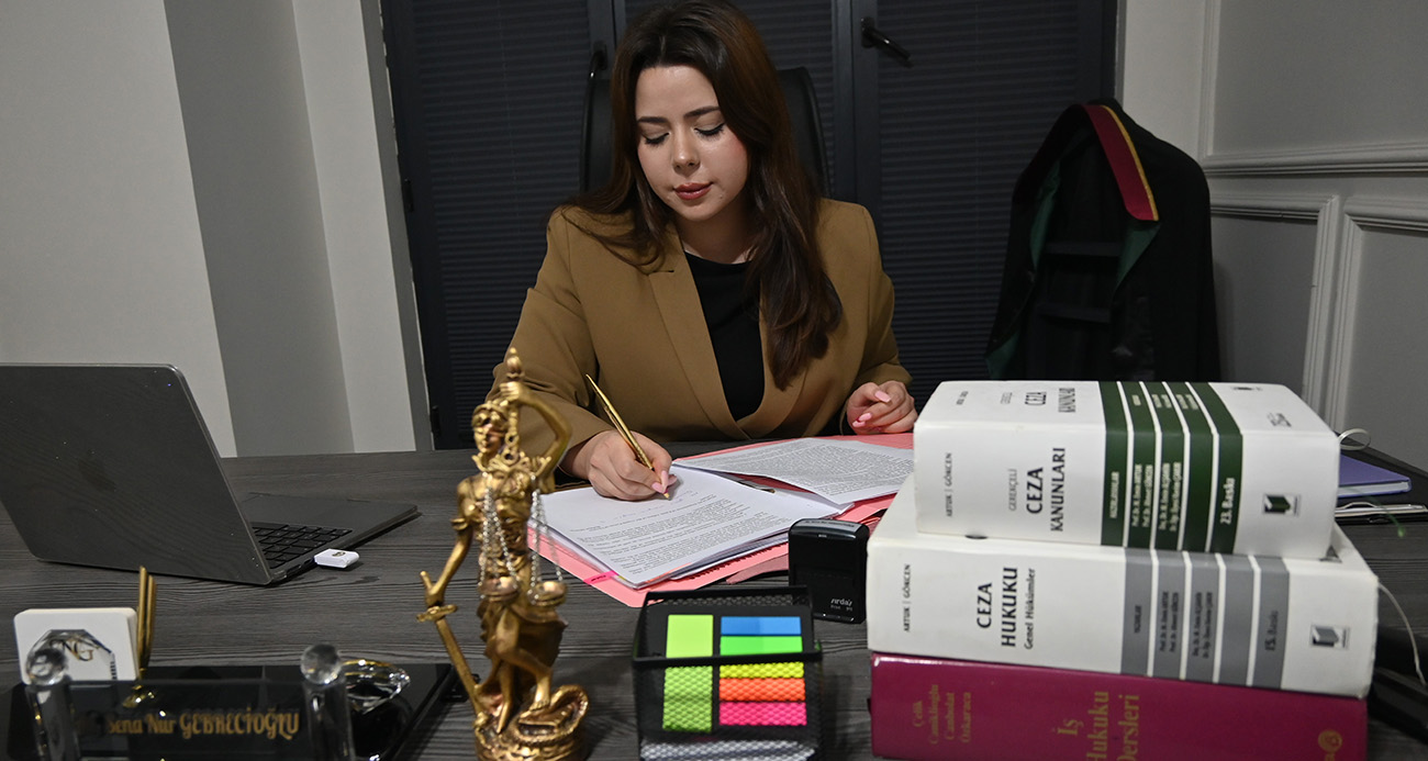 Eskişehir’deki avukat olan Sena Nur Gebrecioğlu, hukuk sisteminde kullanımı yaygınlaşan yapay zekâ uygulamalarının "uydurma kararlar" ürettiğini belirterek meslektaşlarını ve vatandaşları uyardı.