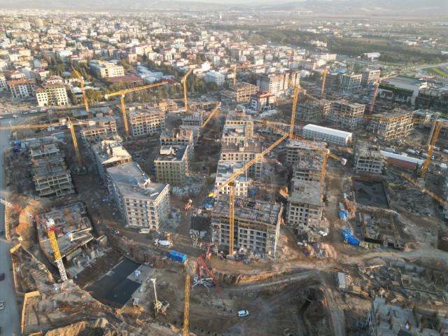 Kahramanmaraş’ta aynı açıdan çekilen görüntüler dönüşümü gözler önüne serdi